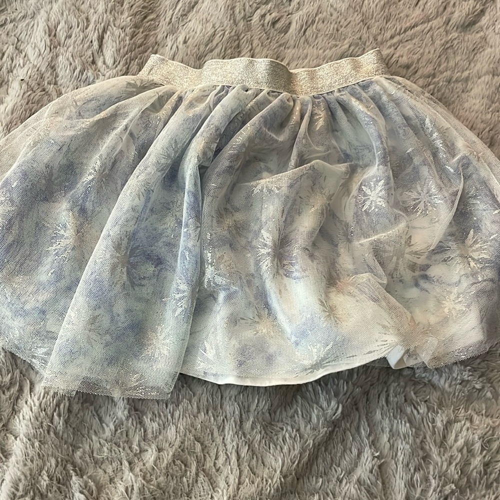 Disney Elsa frozen skirt with built in shorts size 3T